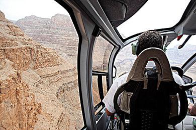 “世嘉夏季促销第一弹”火热进行中 ！低至一折《人中之龙维新！极》享50%OFF盛惠